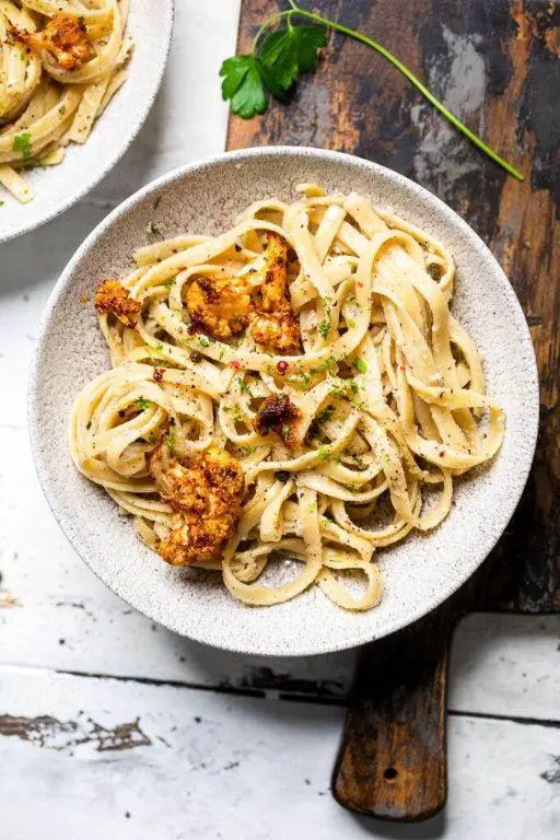 Roasted Garlic Cauliflower Vegan Alfredo