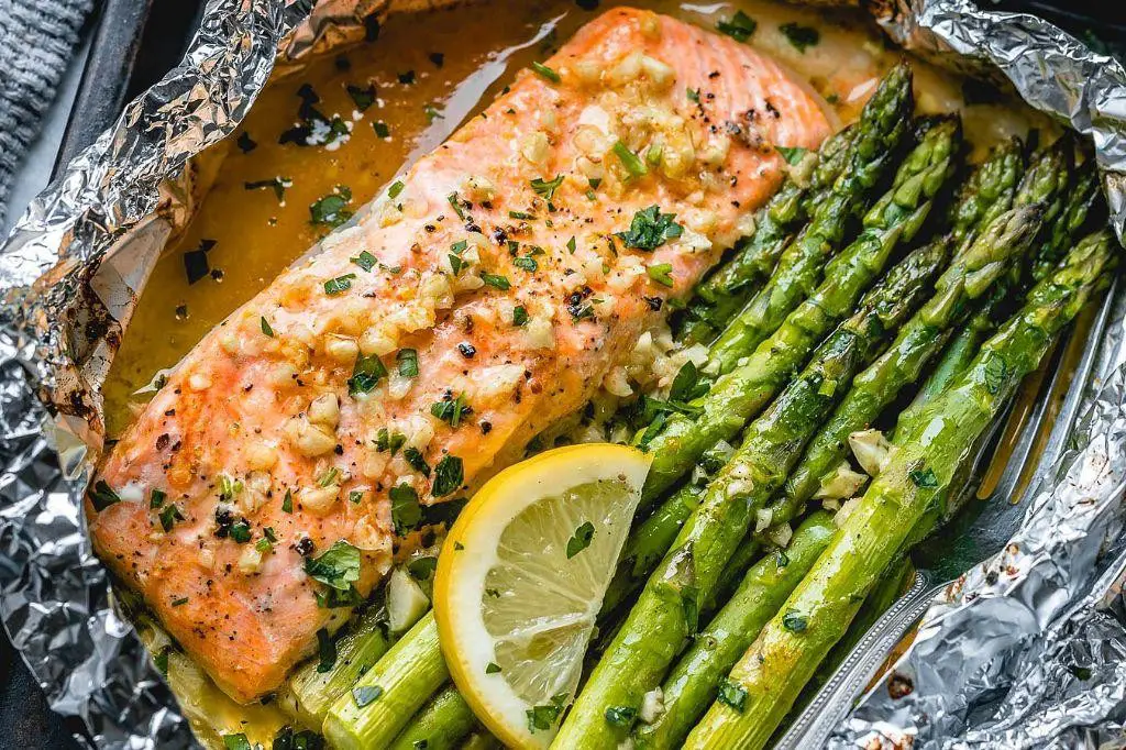 Salmon and Asparagus Foil Packs