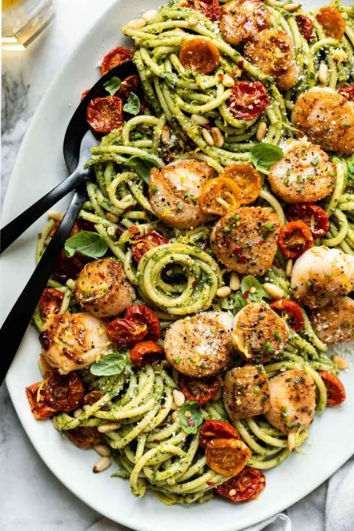Sea Scallops with Pesto Pasta