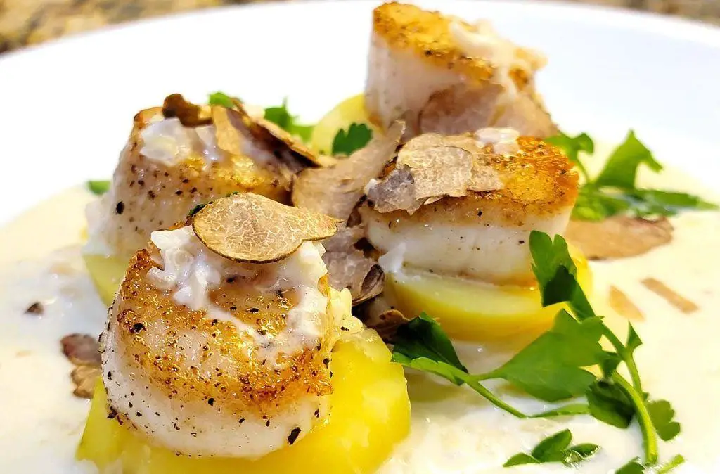 Sea Scallops with Truffle Oil and Parmesan