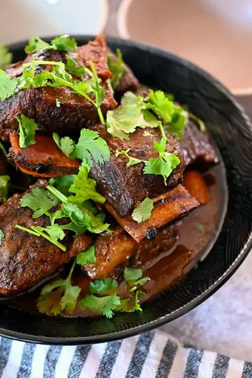 Slow Cooker Korean Short Ribs