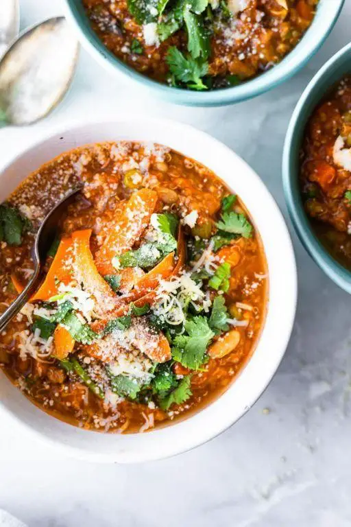Slow Cooker Sausage and Quinoa Pilaf
