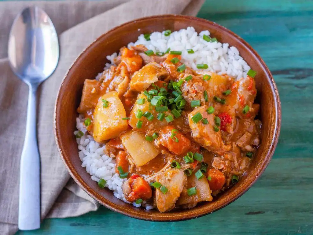 Slow Cooker Thai Massaman Curry