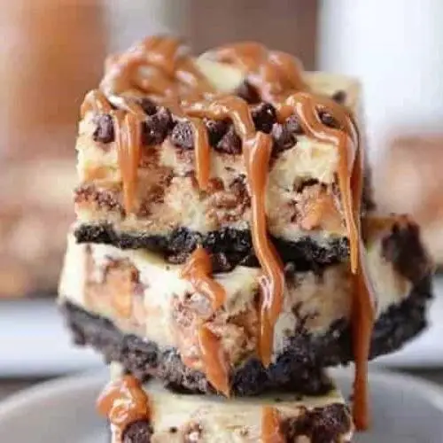 Snickers Cheesecake Bars