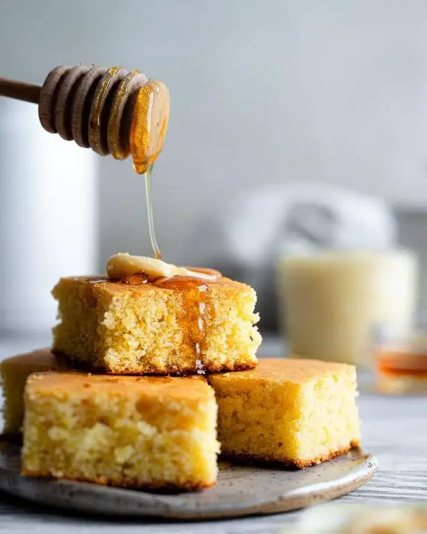 Sourdough Discard Cornbread