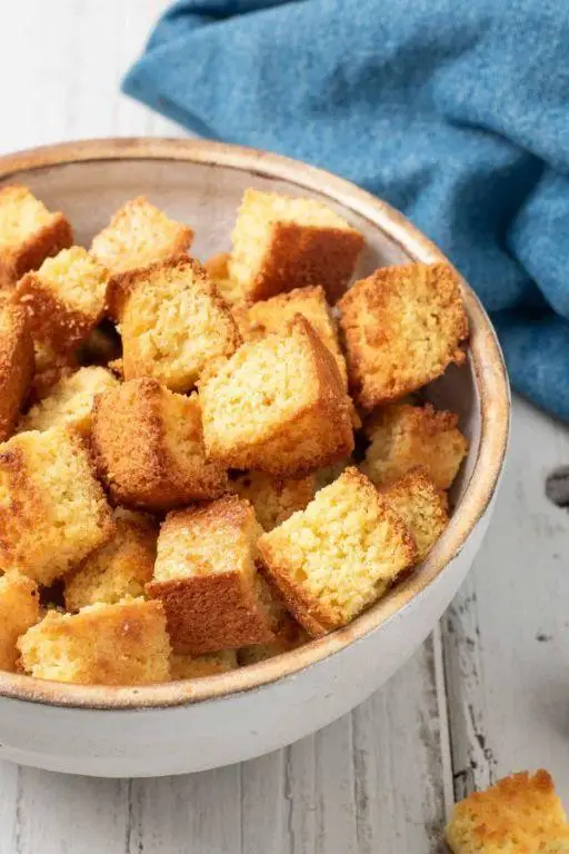 Southern Cornbread Croutons