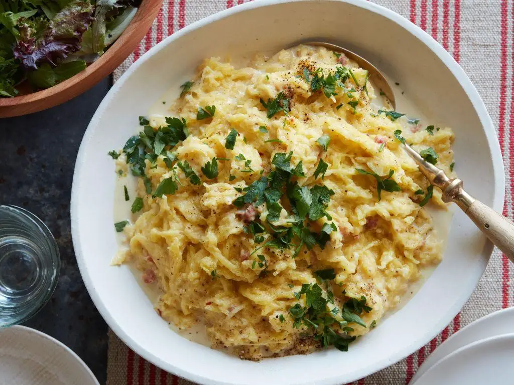 Spaghetti Squash Pasta Carbonara