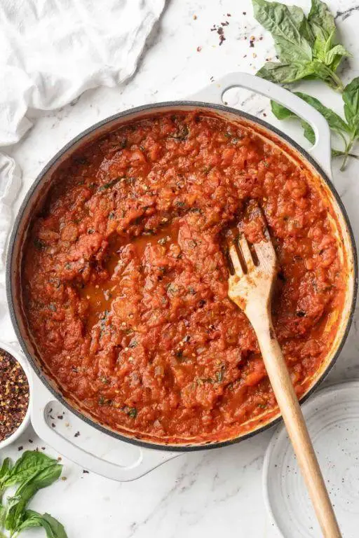 Spicy Arrabbiata Pizza Sauce