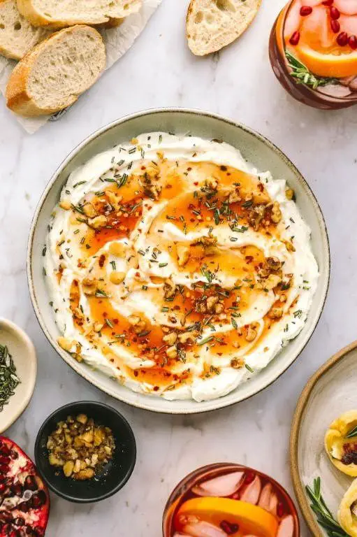 Spicy Chicken and Ricotta Dip