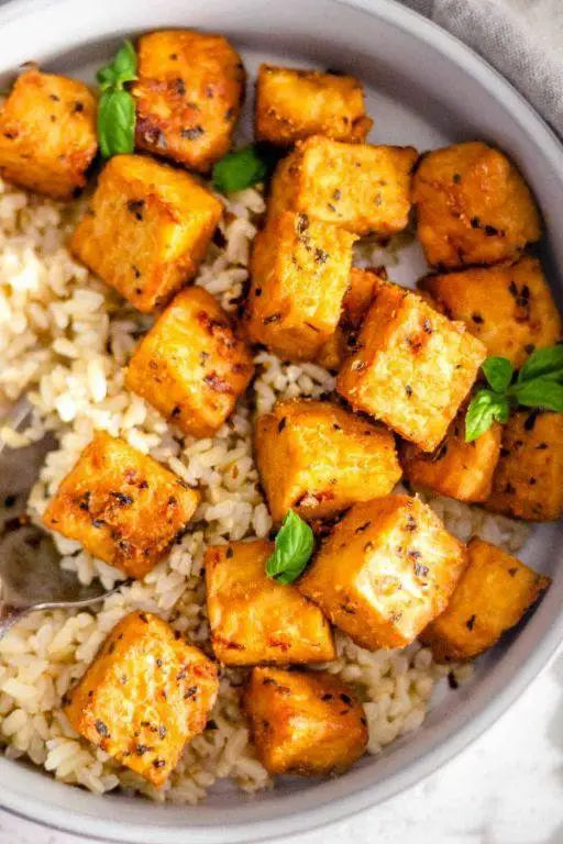 Spicy Maple Glazed Baked Tempeh
