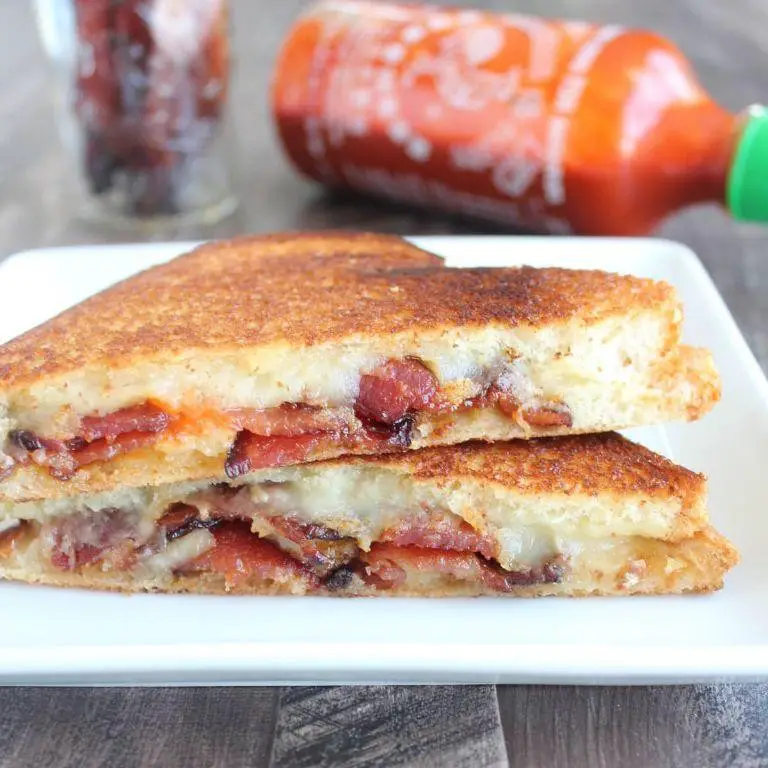 Spicy Sriracha Bacon Sandwich