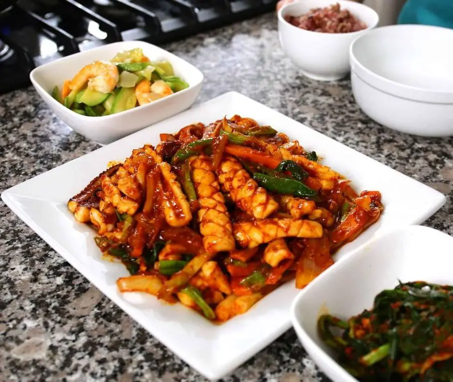 Spicy Stir-Fried Squid