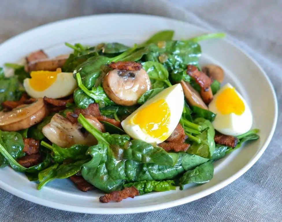 Spinach and Bacon Salad