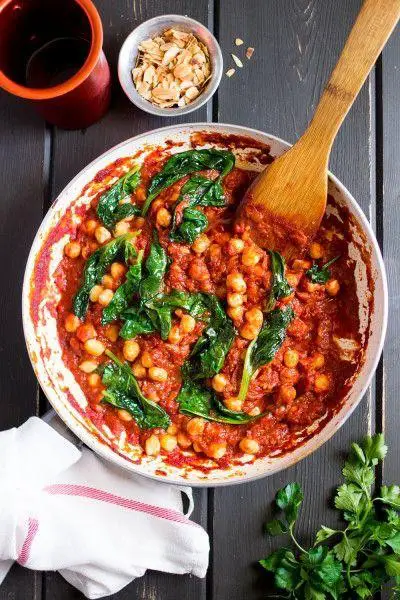 Spinach and Chickpea Stew