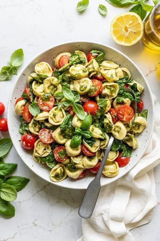 Spinach and Tortellini Salad with Lemon Vinaigrette
