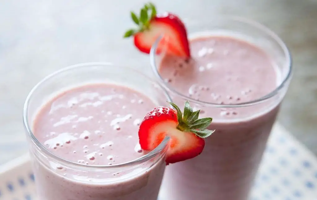 Strawberry Almond Butter Smoothie