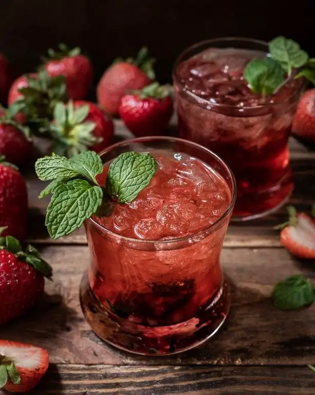 Strawberry Bourbon Smash