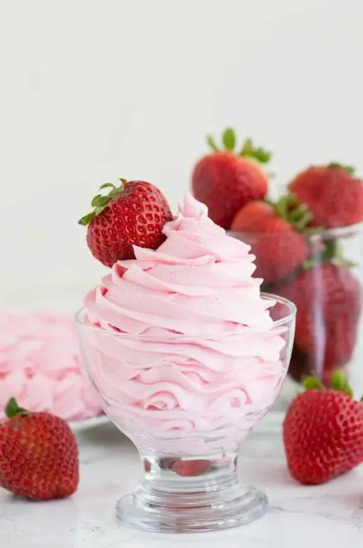 Strawberry Flavored Whipped Cream Icing