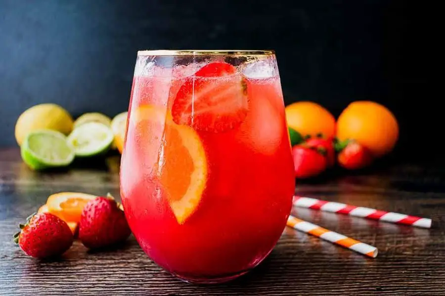 Strawberry Rum Punch