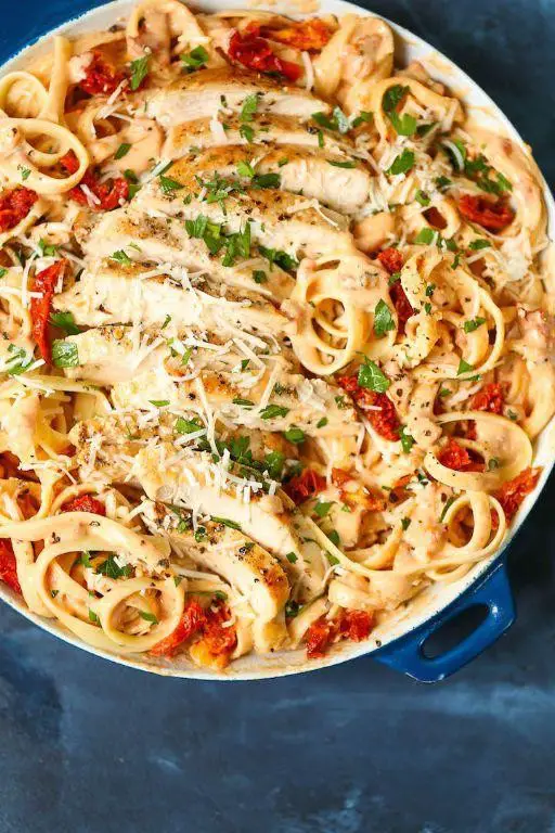 Sun-Dried Tomato Chicken Alfredo