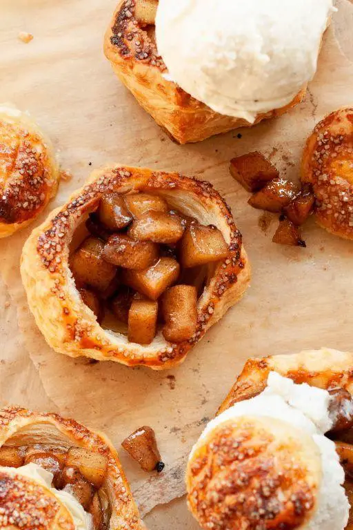 Sweet Apple Cinnamon Puff Pastry Shells
