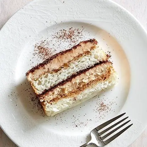 Tiramisu Ice Cream Cake