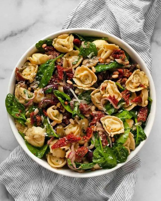 Tortellini Pasta Salad with Sun-Dried Tomatoes