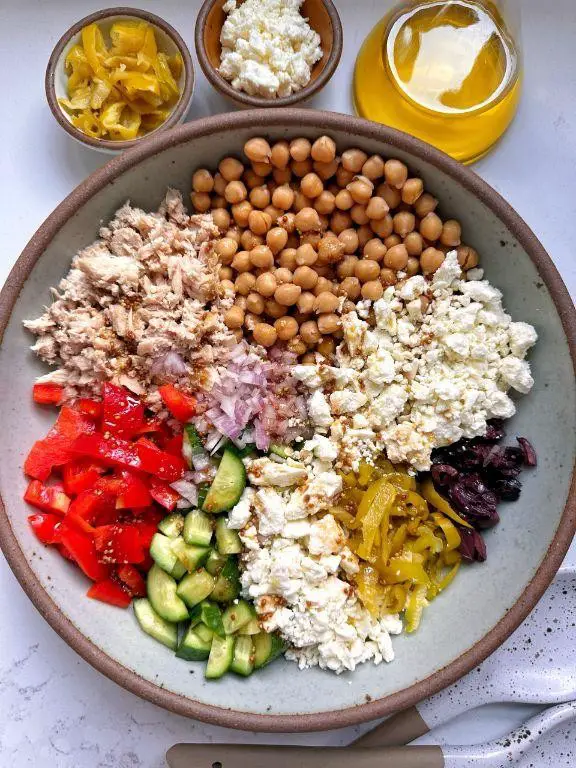 Tuna and Chickpea Salad