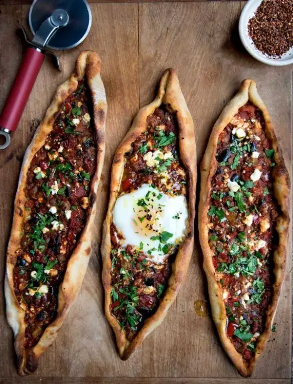 Turkish Pide (Flatbread with Toppings)