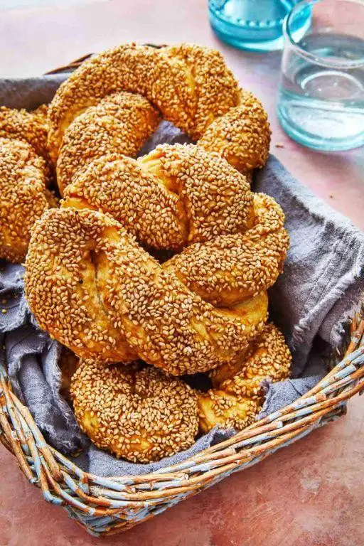 Turkish Simit (Sesame Bread Rings)