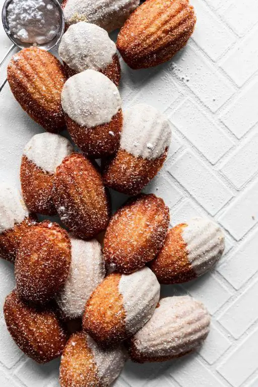 Vanilla Bean Madeleines