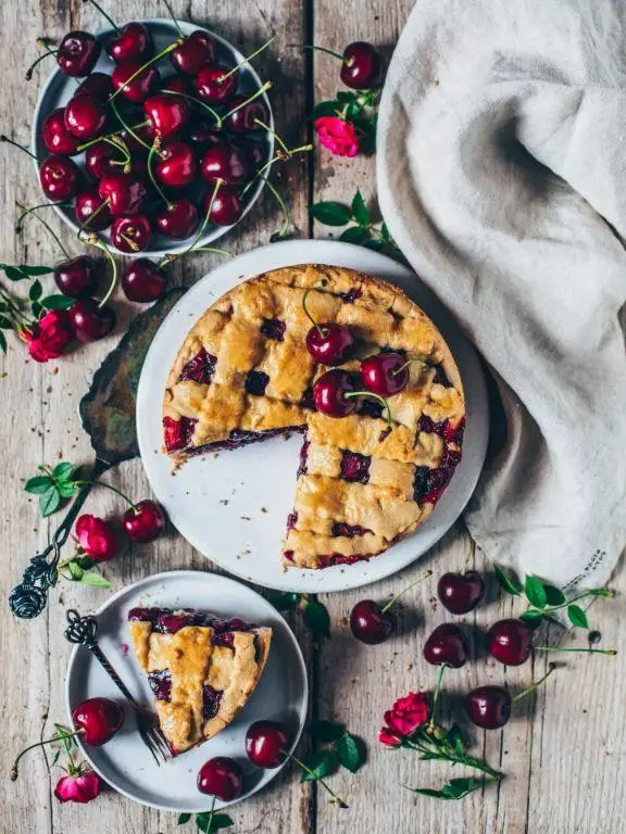 Vegan Cherry Pie