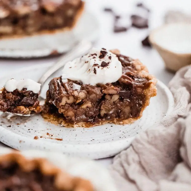 Vegan Chocolate Pecan Pie