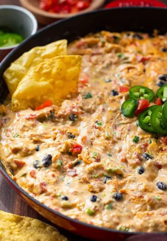 Velveeta Queso with Chicken