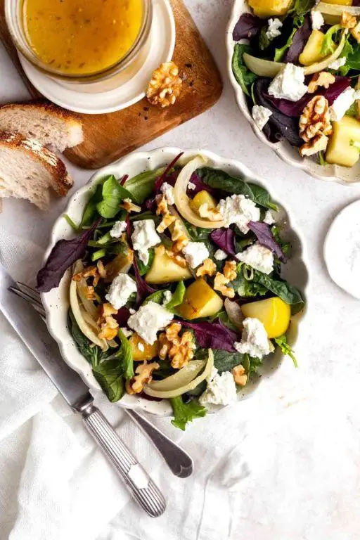 Vidalia Onion and Apple Slaw