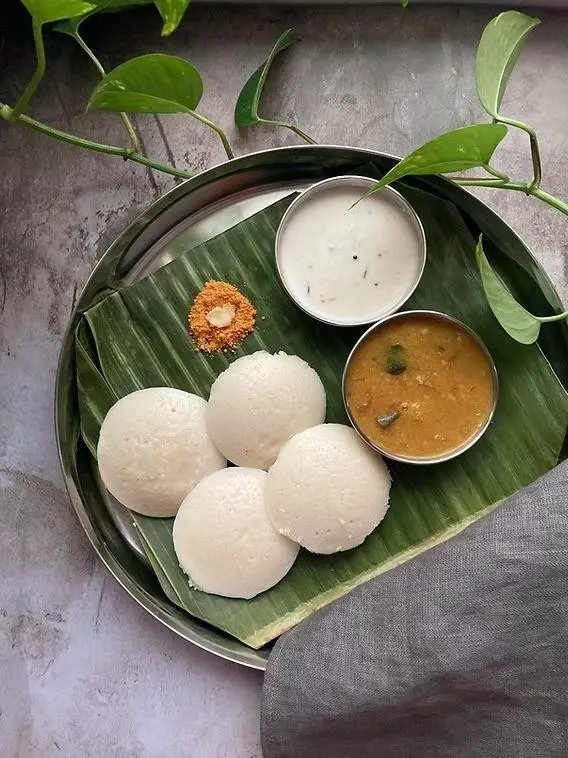 White Urad Dal Idli