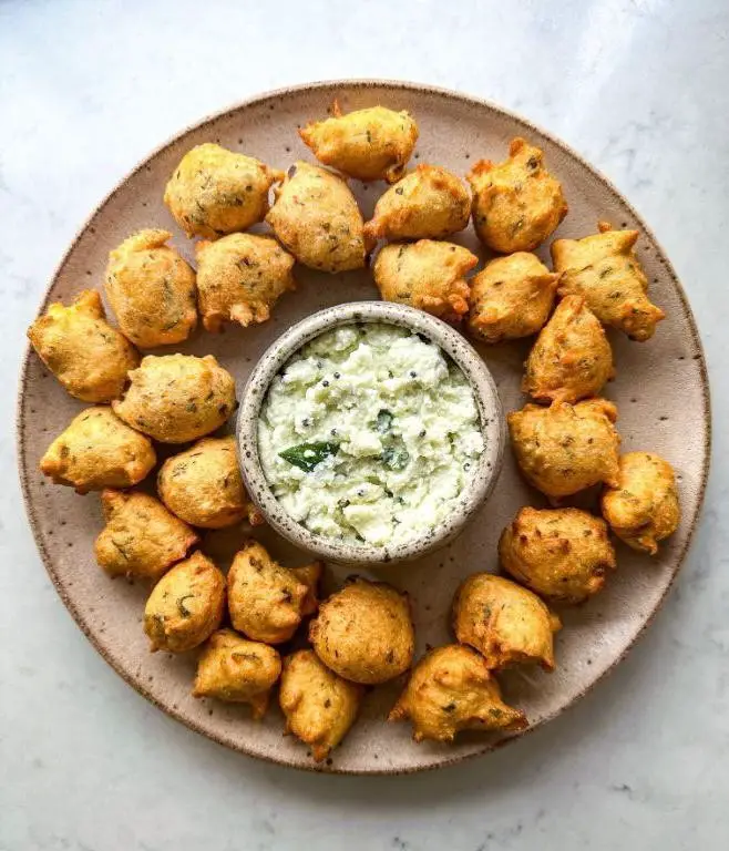 White Urad Dal Vada